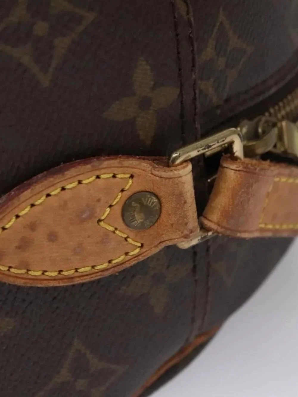 LOUIS VUITTON Monogram Blois Shoulder Bag M51221 LV Auth